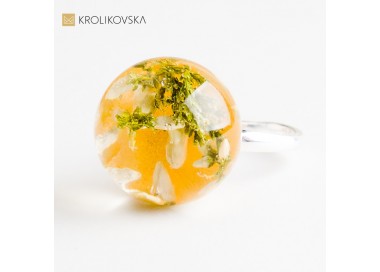 Kwiatowa autorska biżuteria.