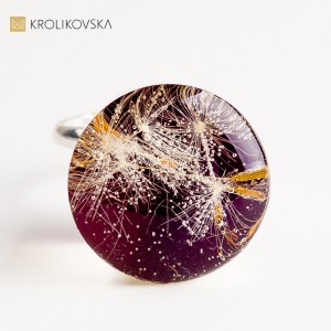 Pierścionek damski z artystycznym wzorem – wyjątkowa biżuteria handmade.