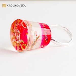 Oryginalny pierścionek damski – ręcznie robiona biżuteria artystyczna.