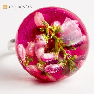 Pierścionek z wrzosem – oryginalna biżuteria dla niej.