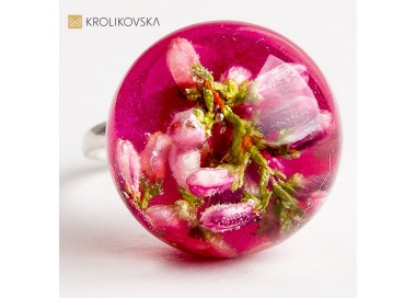 Pierścionek z wrzosem – oryginalna biżuteria dla niej.
