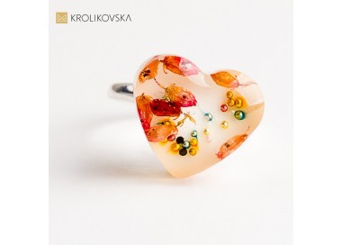 Nie kolejna rzecz. Unikatowa biżuteria stworzona jak małe dzieło sztuki.