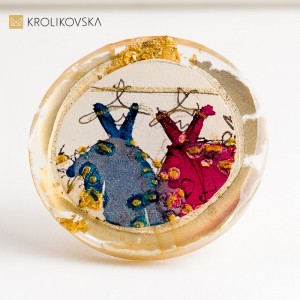 Pierścionek damski z rysunkiem artystycznym – wyjątkowa biżuteria handmade.