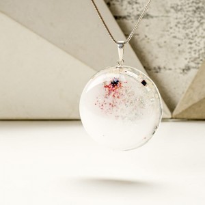 Grafika "Obecność", biżuteria artystyczna.