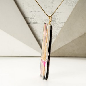 Biżuteria na prezent dla przyjaciółki z grafiką.