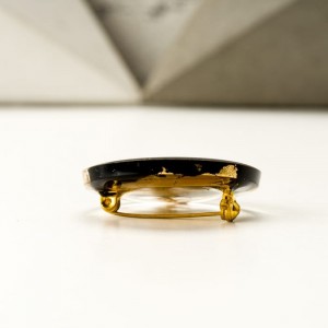 Broszka do sukienki okrągła czarno złota