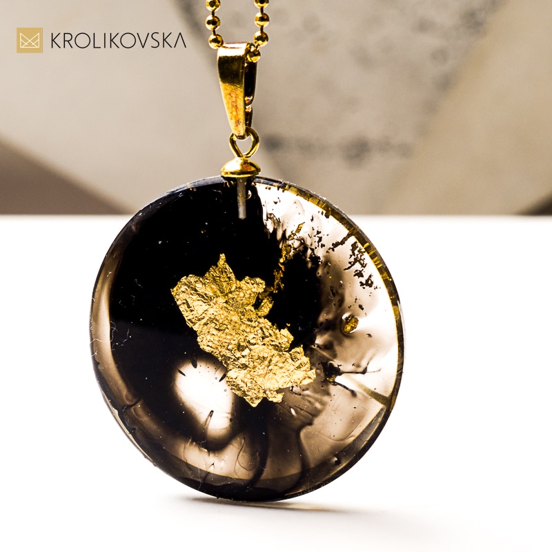 https://krolikovska.com.pl/164-malowana-przez-artyste
